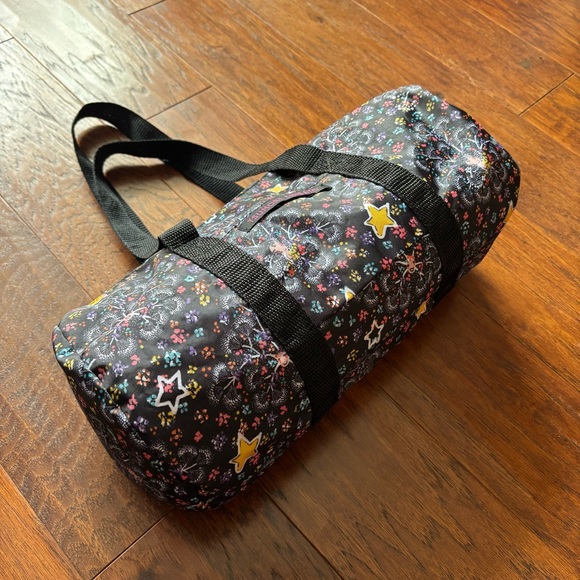 Tsumori Chisato Black Duffle Bag Floral Star Pattern | J-Fashion/Decora - Picture 5 of 8